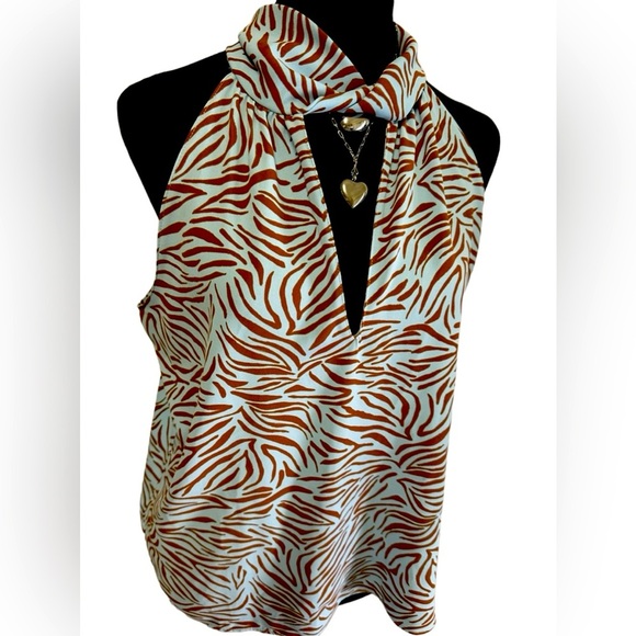 BRAND : ZARA - Picture 2 of 9